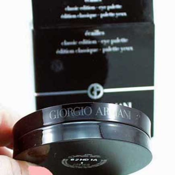 GIORGIO ARMANI "ECAILLES MEDITERRANEA" 4 COLOUR EYE PALETTE, WITH MIRROR COMPACT - Picture 9 of 9